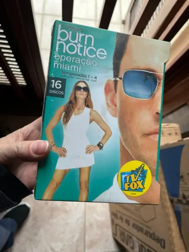 Box original Serie Burn Notice 1ª a 4ª temporadas - em Dvd - Novo