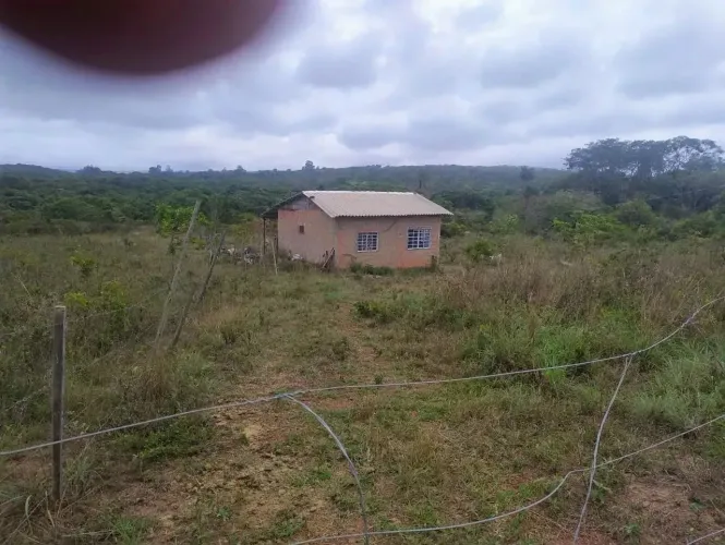 Chácara de 20.000m² no Pipiripau 2 - Passa Rio nos Fundos