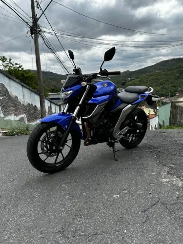 Fazer FZ25 Flex