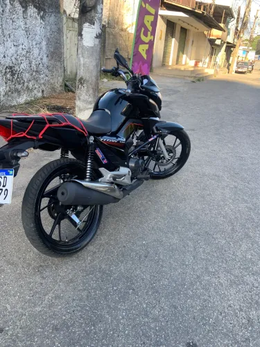 Vendo titan 160 