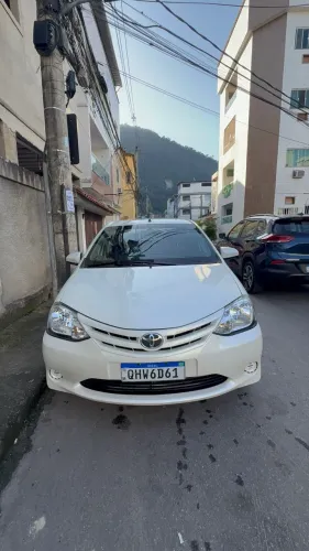 Toyota Etios XS Sedan 1.5 Flex 16V 4P Mec. 2016
