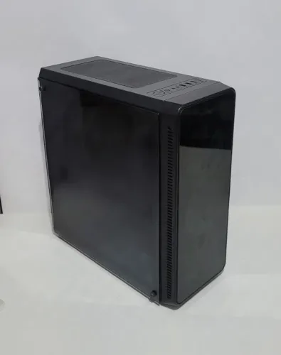 Gabinete Gamer NOX Hummer TGM Mid Tower ATX Vidro Temperado 4 Coolers RGB Preto