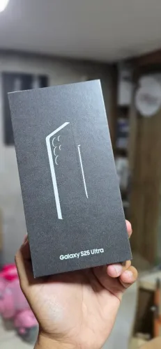 Samsung Galaxy S25 Ultra  256GB, Tela de 6.9", 12GB RAM, [ LACRADO COM NOTA FISCAL ]