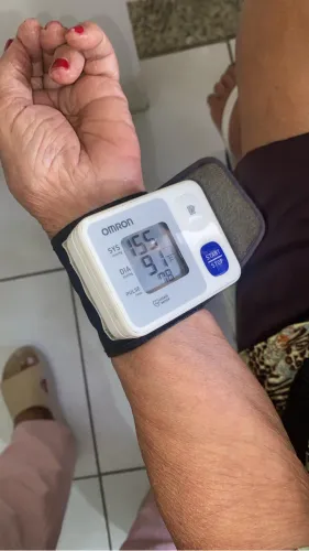 ACOMPANHANTE HOSPITALAR 