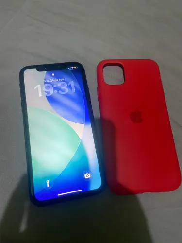 iPhone 11