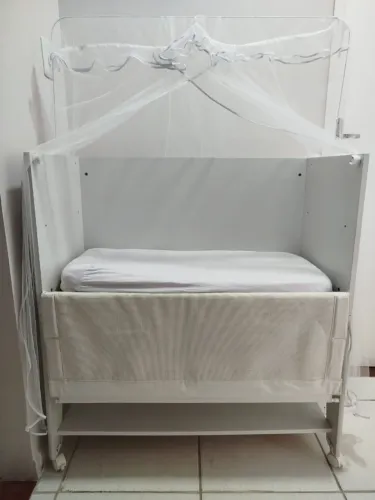 Vende-se mini berço multifuncional 5 em 1