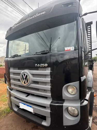 VW 24-250 ano 2010