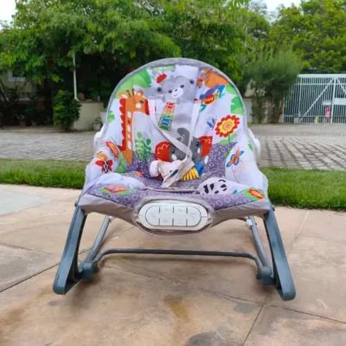 Cadeira de balanço infantil Musical Interativa Reclinável até 20kg