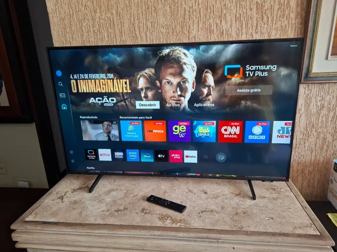  Smart TV Samsung 43? 4K Crystal UHD BU8000 Wi-Fi HDR Perfeita