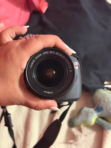 CÂMERA FOTOGRÁFICA CÂNON T5