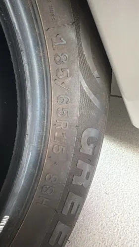 Pneu Aro15 185/65