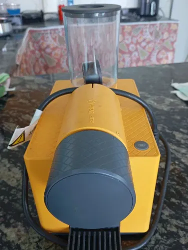 Vende -se uma Cafeteira