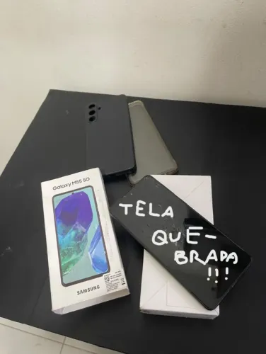 Samsung Galaxy M55 5G - TELA QUEBRADA - 256GB / 8GB RAM
