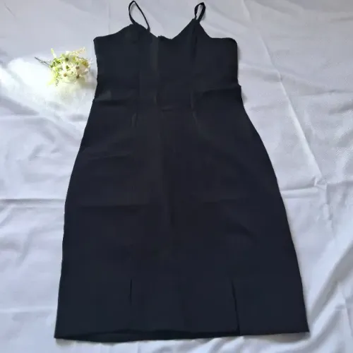 Vestido Preto Clássico de Alcinhas