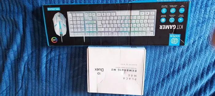 Kit placa-mãe e teclado com mouse