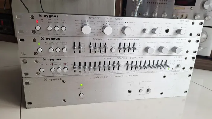 CONJUNTO CYGNUS 4 PEÇAS ( LINDÍSSIMO)