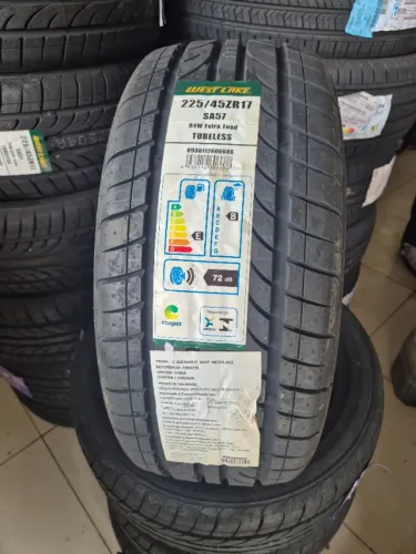 Pneu aro 17 225 45 17 westlake novo original garantia e Nota fiscal.