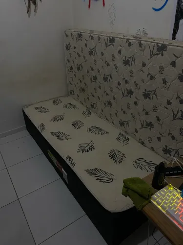 Cama box + colchão ortopédico