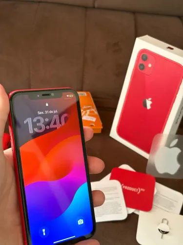 IPhone 11 vermelho red