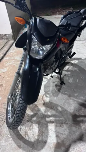Bros 160 bem conservada!
