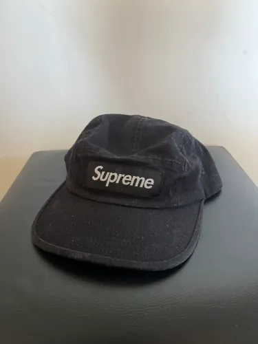 Boné supreme