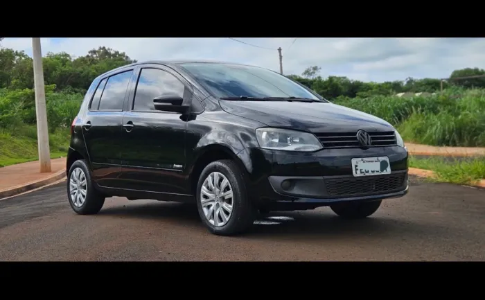 Volkswagen Fox 1.6 MI I Motion Total Flex 8V 5P 2013