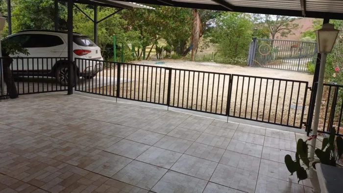 Casa em lindo condominio rural perto da Faculdade Serra Dourada