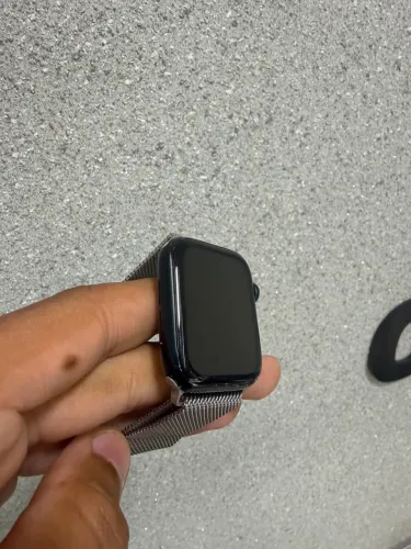 Apple Watch SE 2 44