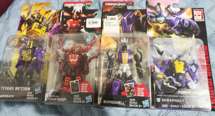 Transformers Combiner Wars Bombshell, Chop Shop, Skrapnel e Kickback Lacrados