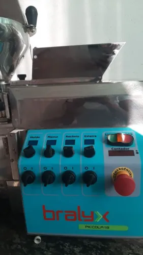 Vendo de máquina de fazer salgados