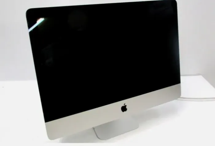 iMac 21.5" L 2015 Intel i5-5575R 2.80GHz 8GB RAM 256 GB SSD MacOS Monterey | Lindo e Compl