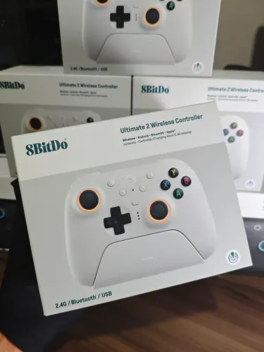 Controle 8bitdo Ultimate 2 TMR Wireless Branco Com Dock RGB PC e Android