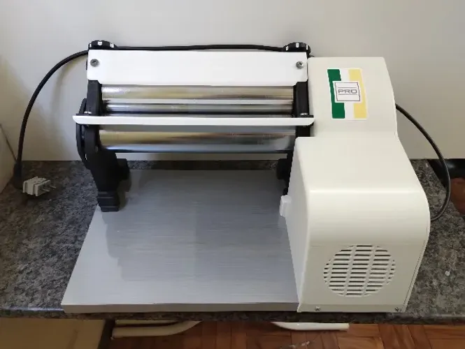 Cilindro Laminador De Massa Com Talharim Elétrico Pro 28cm