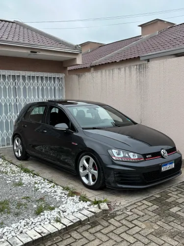 Volkswagen Golf GTI 2.0 TSI 220cv Aut. 2016
