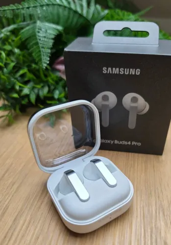 Fone de ouvido sem fio Bluetooth Samsung galaxy buds 4 pro lançamento 