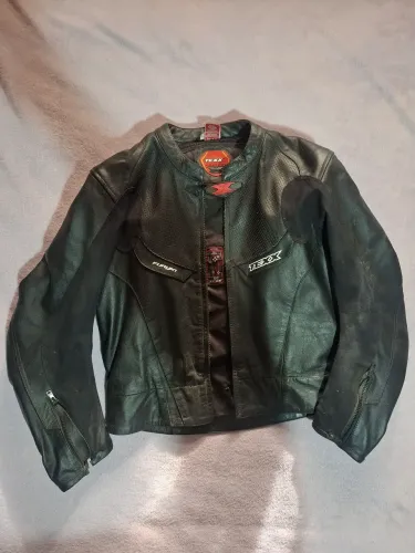 Macacão Texx, conjunto couro calça e jaqueta