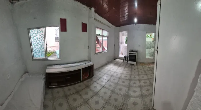 Alugo kitnet no leme chapéu mangueira 950 reais