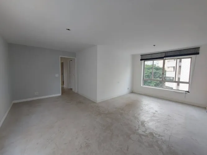 Alugue Apartamento com 3 Dormitórios, 1 Suíte, 1 Vaga e com 157M² em Paraiso