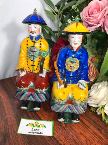 Par de Estatuetas Orientais Antigas