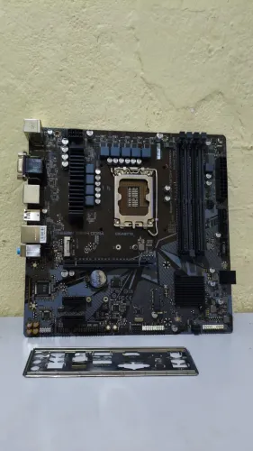 Placa Mãe Gigabyte B660M DS3H DDR4