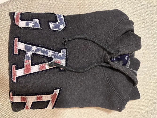 Casaco original da GAP, tamanho G, comprado nos EUA.?