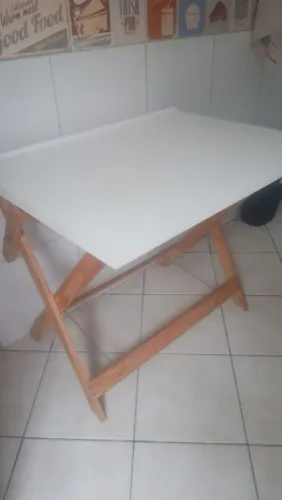 Mesa em madeira venda pelo Pix a vista