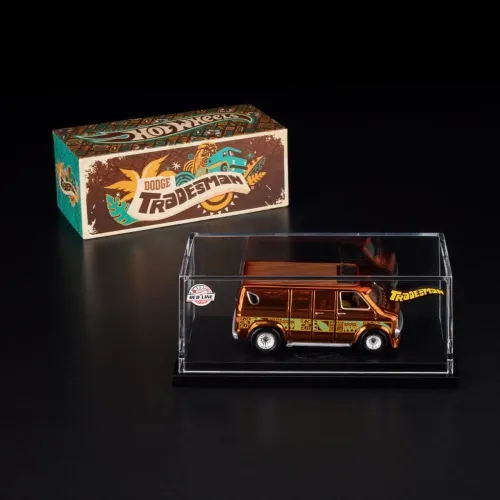 Hot Wheels Dodge Tradesman Van 1970 - Red Line Club