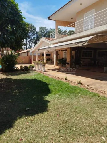 Chácara residencial à venda com 5 quartos, piscina e área de lazer em São José do Rio Pret