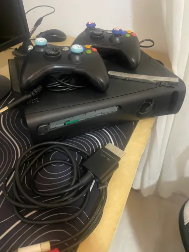 Xbox 360 fat desbloqueado !!TROCO EM PLACA DE VÍDEO!!!