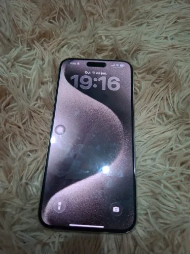 iPhone 15 pro Max novo 