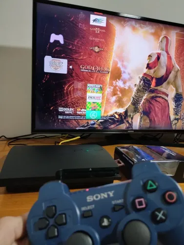 PS3 Slim Desbloqueado Hen na última versão 4.93 com lacre da Sony