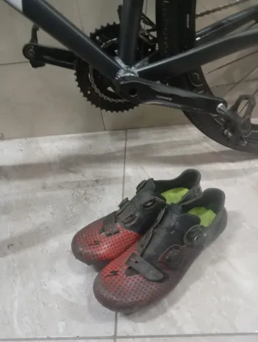 Gravel GTA acros 2.0 com sapatilha