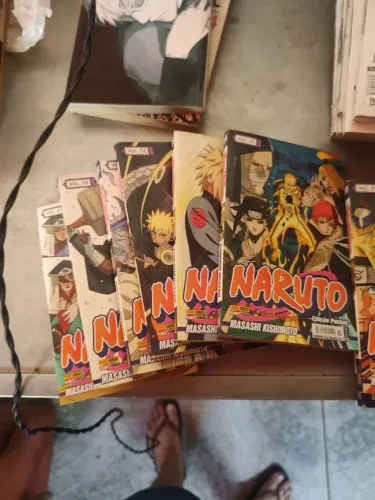 Mangás em Lote (Naruto, My Hero Academia, Blue Exorcist, Tokyo Ghoul e mais)