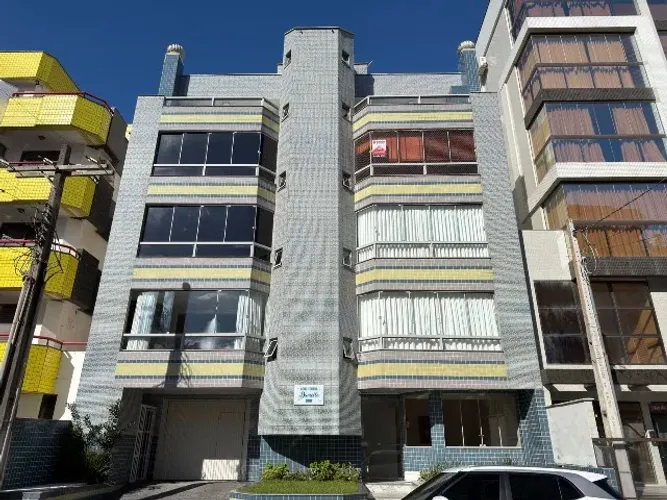 Apartamento em Laguna, Prox. Praça do Villa, 131,90 m² (Privativos) Mobiliado